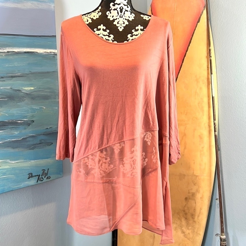 Wynne Layers, Beautiful Soft Mauve Blouse, Fun, Funky and Fabulous! Size 1X - Picture 3 of 12